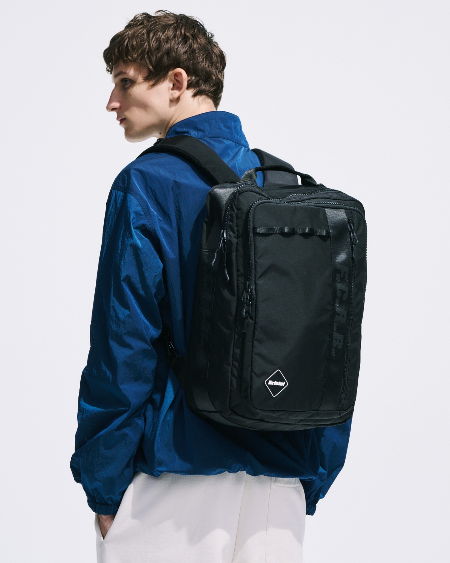 SOPH. | TOUR 3WAY SQUARE BACKPACK(FREE BLACK):