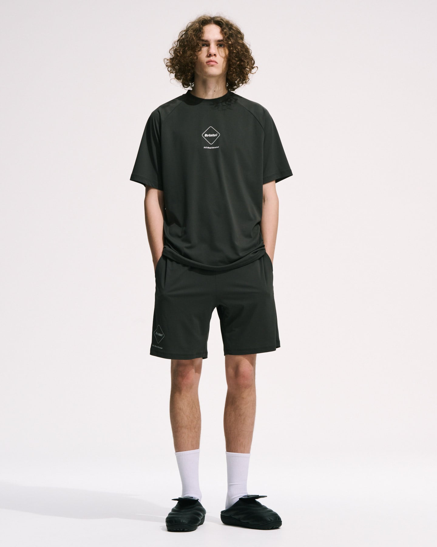 SOPH. | S/S TRAINING TOP&SHORTS(M CHARCOAL GRAY):