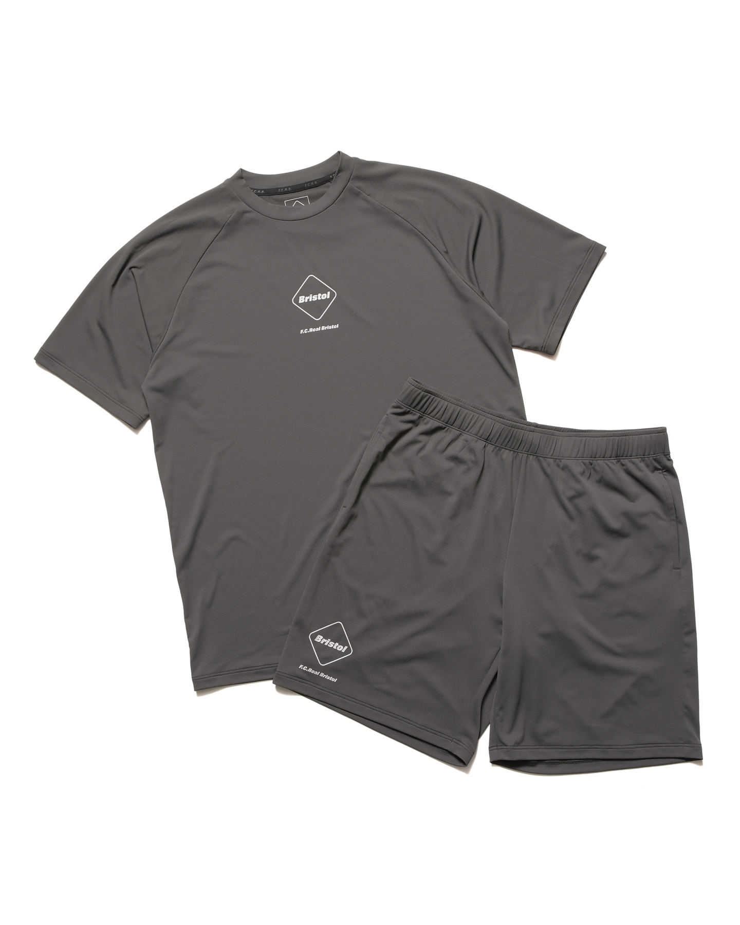 XL美品FCRB SOPH Bristol黒Tシャツ ハーフパンツ セットアップ SOPH. | S/S TRAINING TOP&SHORTS(M CHARCOAL GRAY):