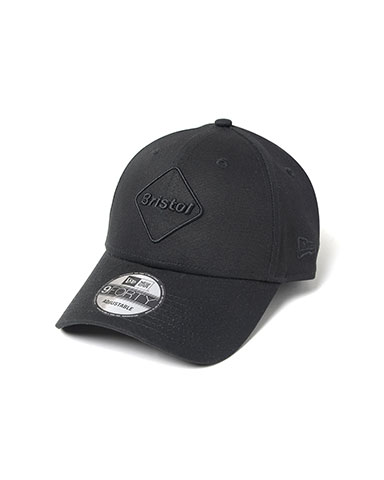 FCRB ブラック × ホワイト NEWERA EMBLEM MESH CAP